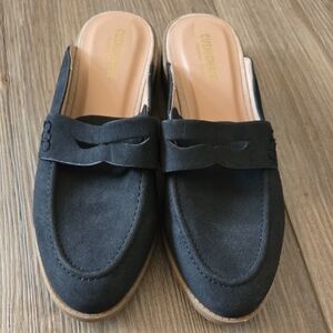 Cushionaire Black Suede Mules NWOT